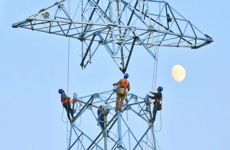 Elektrik enerjisi sənayesinin əsas müəssisələrinin təhlili